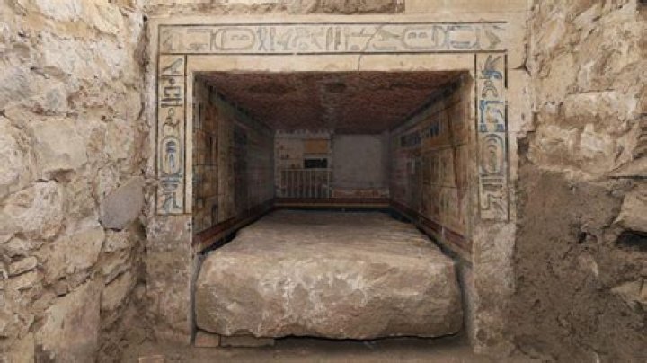 1,500-Year-Old Tomb Of Germanic Lord Found Buried With Circle Of Women