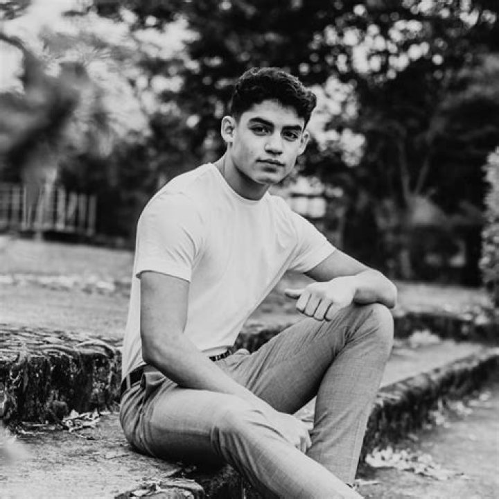 Alejandro Rosario Age | Wiki, Net worth, Bio, Height, Girlfriend|