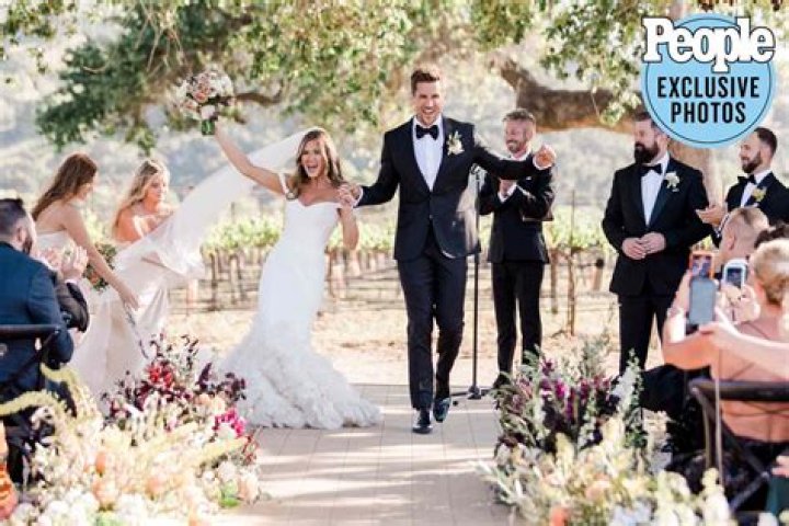 ExclusiveJoJo Fletcher and Jordan Rodgers Give Hannah B. Advice Ahead of ‘Bachelorette’ Finale: ‘It May Be Brutal’