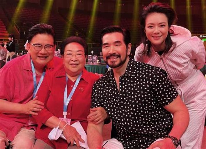 Fei Xiang Biography, Age, Height, Wife, Net Worth, Family