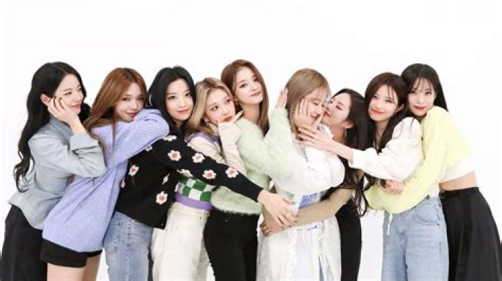 Fromis 9 (Band) - Members profile, Facts, Wiki, Achievements, Net worth 2024 (updated)
