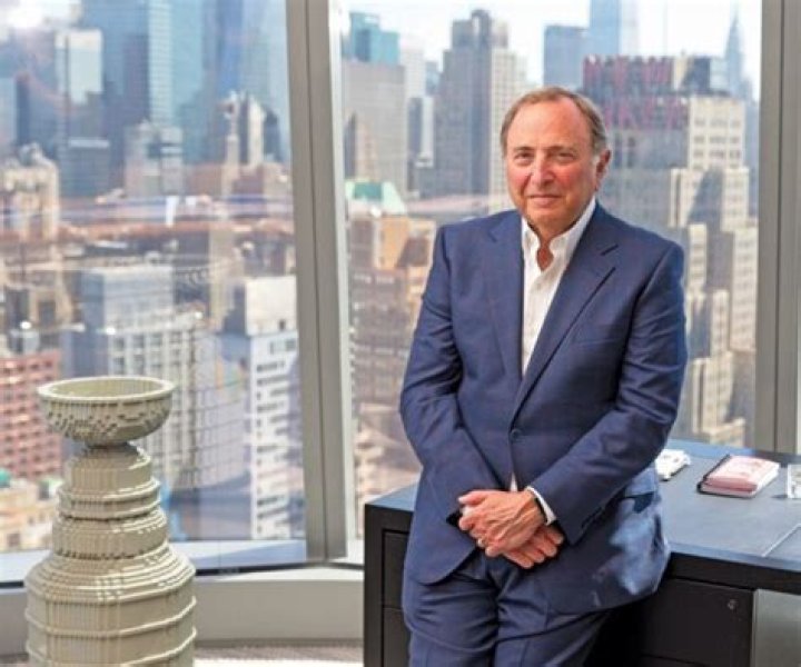 Gary Bettman Biography, Age, Height, Wife, Net Worth, Family