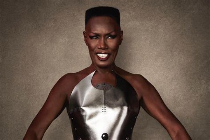 How tall is Grace Jones