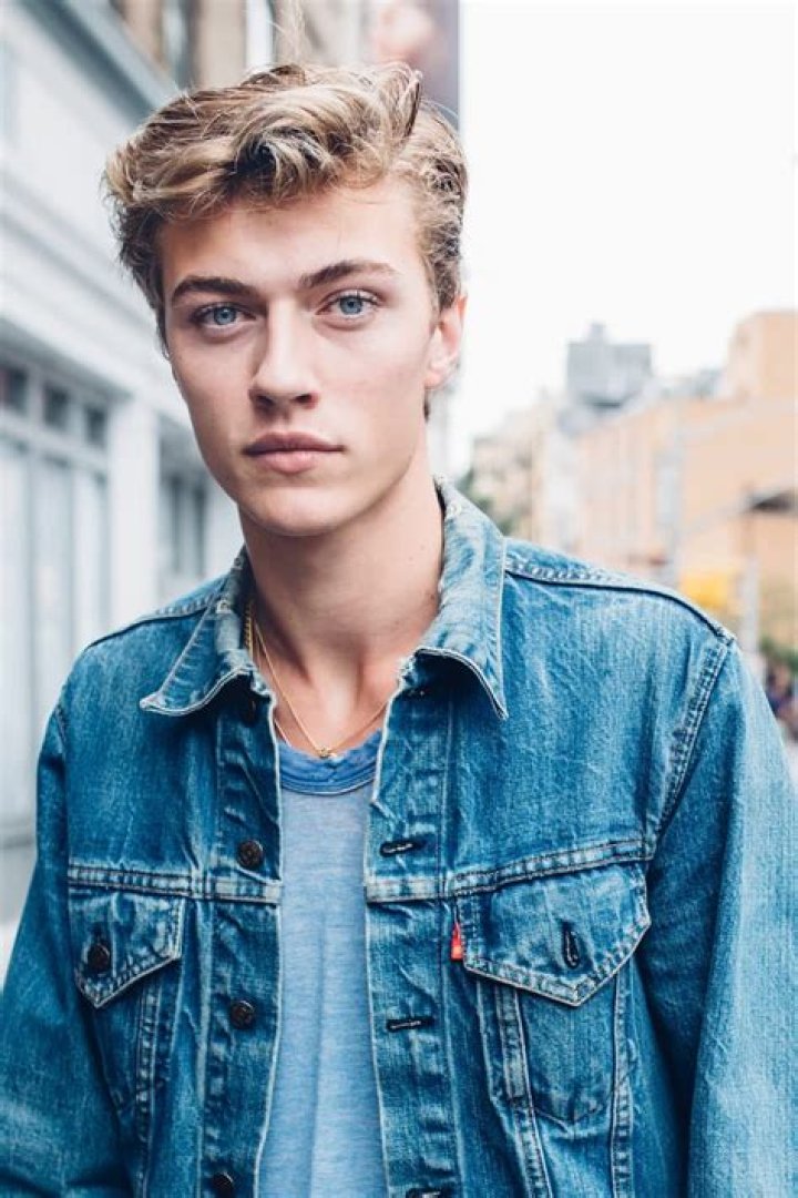 How tall is Lucky Blue Smith