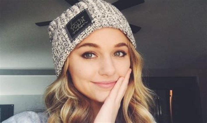 How tall is Madison Iseman