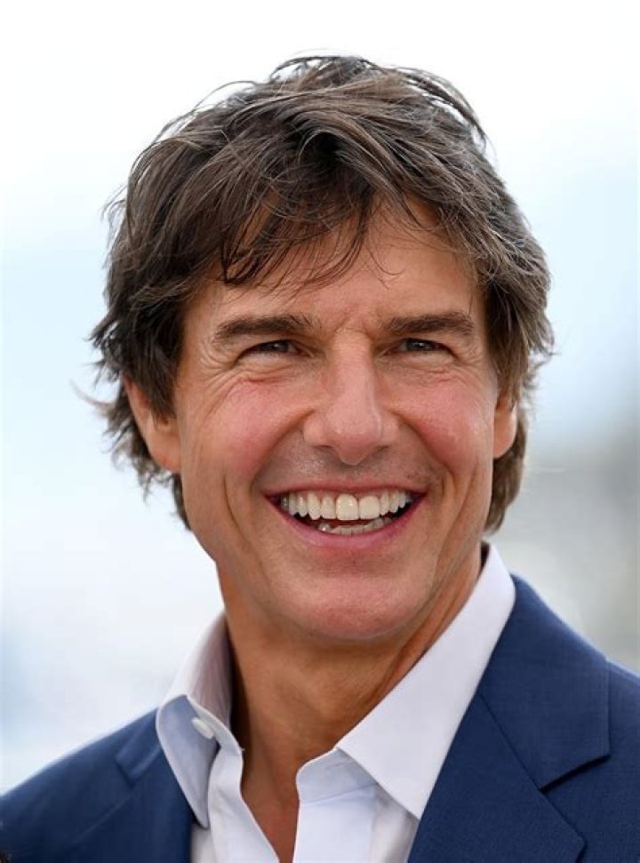How tall is Tom Cruise - Page 2