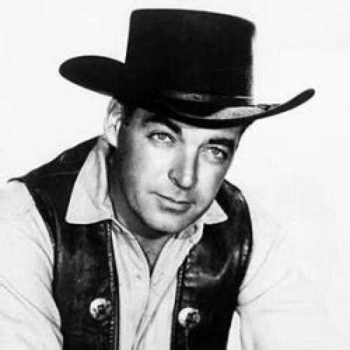How tall was Rory Calhoun