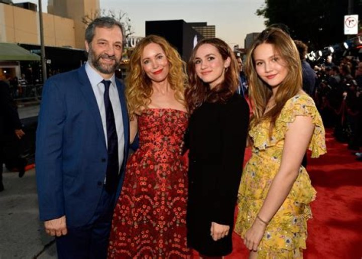 Iris Apatow Age - Bio, Wiki, Height, Net Worth, Relationship (2023)