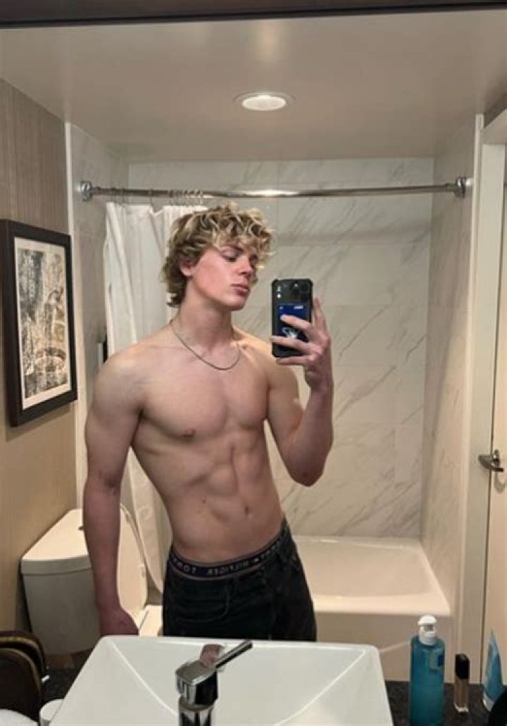 Jack Wright (TikTok) Age | Wiki, Net worth, Bio, Height, Girlfriend|