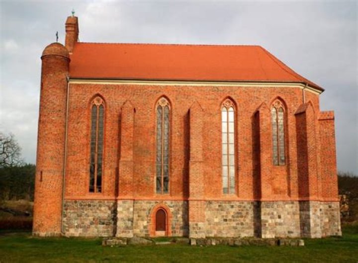 Knights Templar Remains Found In Hidden Crypt Beneath Polish Church