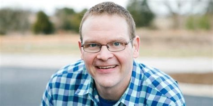 Perry noble salary and net worth in 2022