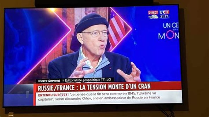 Pourquoi Pierre Servent Porte Un Bonnet à L’antenne