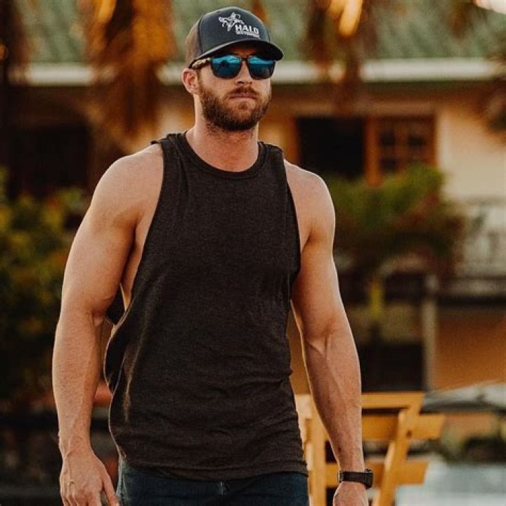 Riley Green Net Worth: Age, Height, Zodiac Sign, Bio Career And Weight