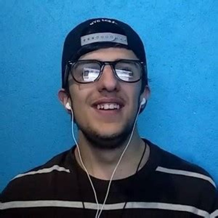 Saiko (YouTuber) Bio | Age, Wiki, Net worth, Real Name, Height, Girlfriend|
