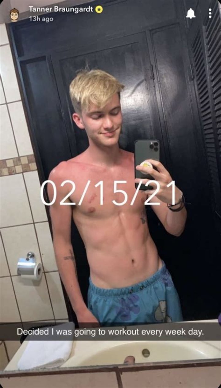 Tanner Braungardt – Celebsgraphy