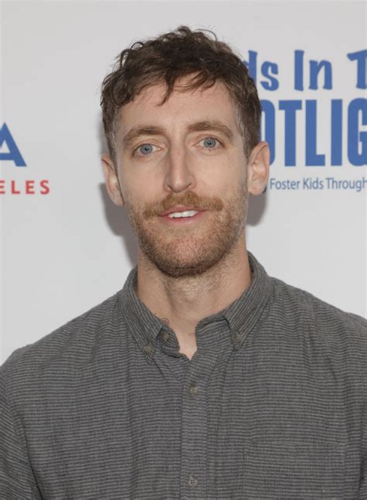 Thomas Middleditch – Celebsgraphy