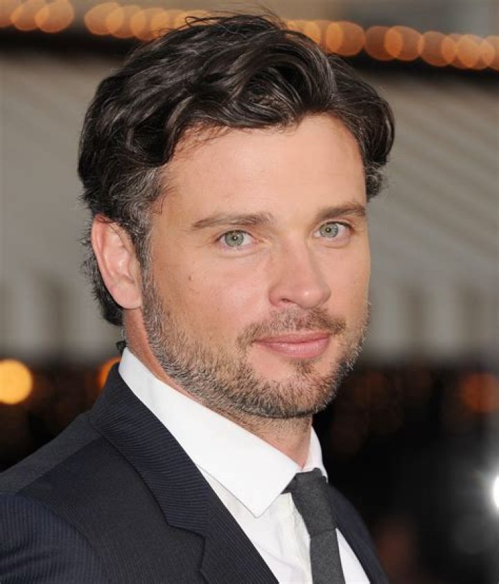 Tom Welling Net Worth, Age, Wiki, Bio, Height, Zodiac, Relationships, Children & Filmography